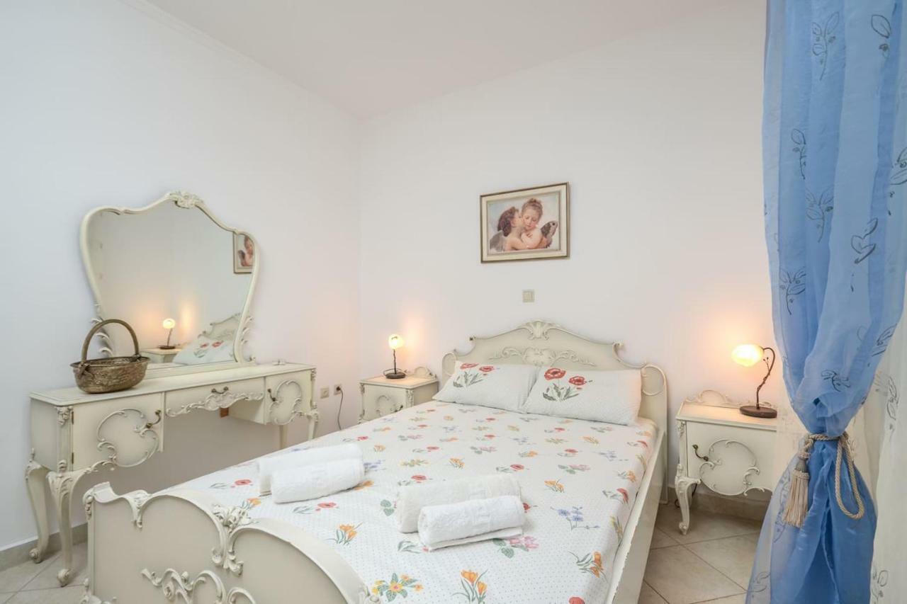 Naxos City Independent Agapitos Apart , 2Bdrm, Private Patio מראה חיצוני תמונה
